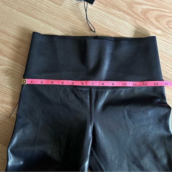 NWT Knix Black The Birds Papaya Sculpt Leggings Small - Picture 4 of 11